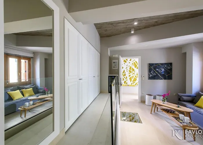 Candia Suites & Rooms